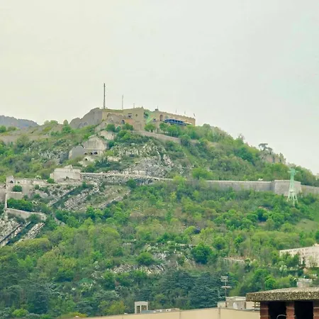 T2 Elegant - Proche Gare & Centre Apartamento