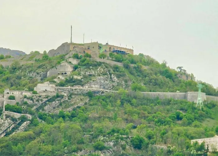 T2 Elegant - Proche Gare & Centre アパート